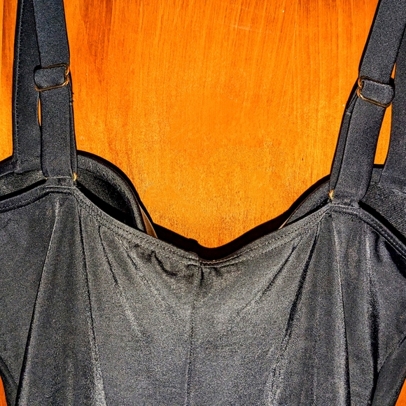 Black and White Striped Swimsuit - Picture 7 of 8